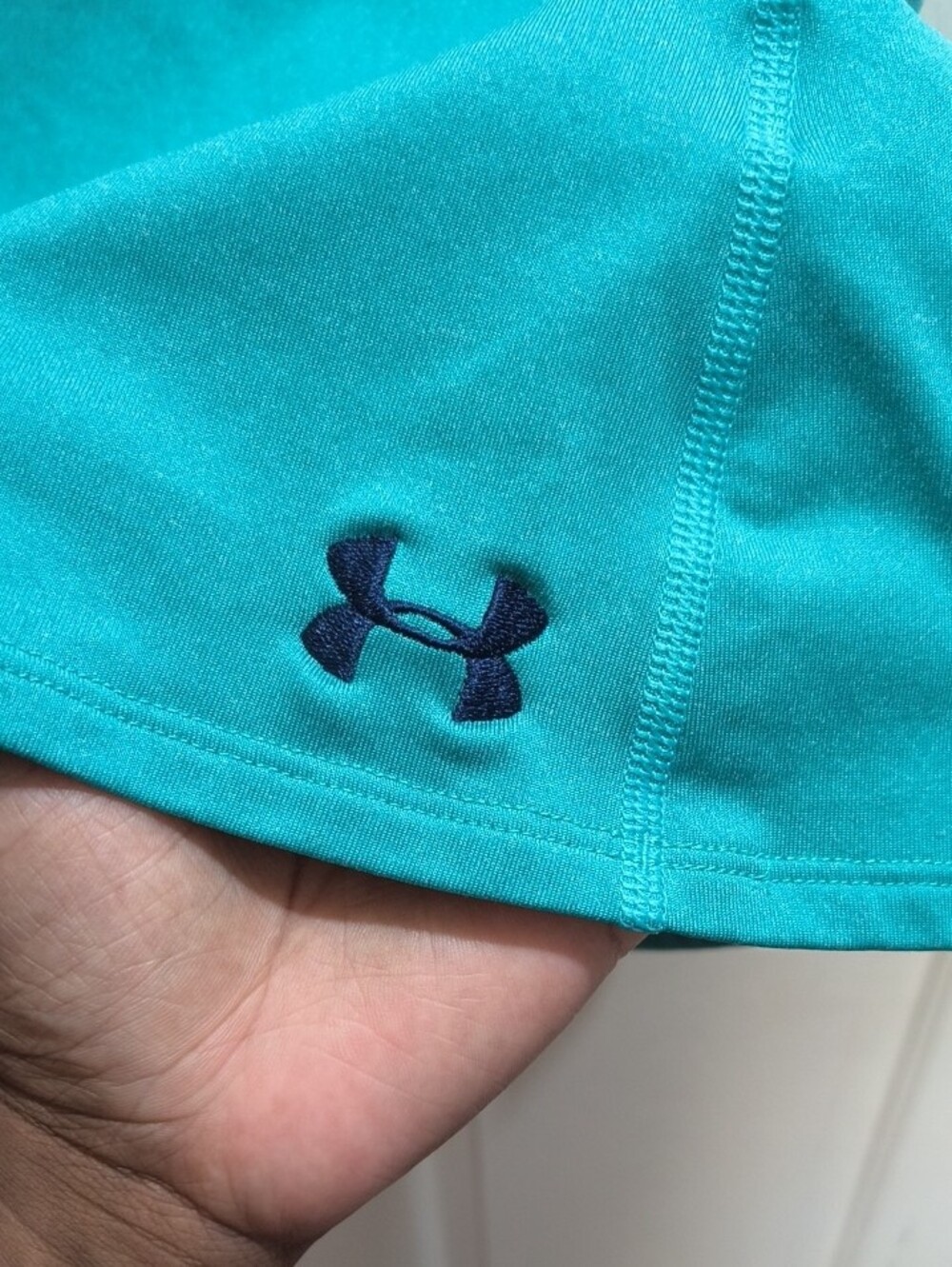 Under Armour Women’s Teal Lightweight Hooded Long-Sleeve Top - Picture 2 of 5
